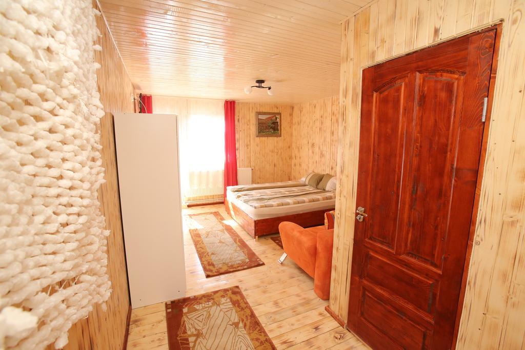 Casa Tudor Турда Экстерьер фото